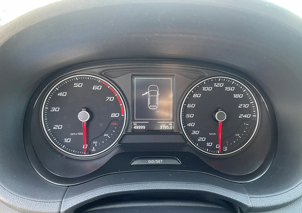 Seat Ibiza cena 38000 przebieg: 50000, rok produkcji 2016 z Szczecin małe 92